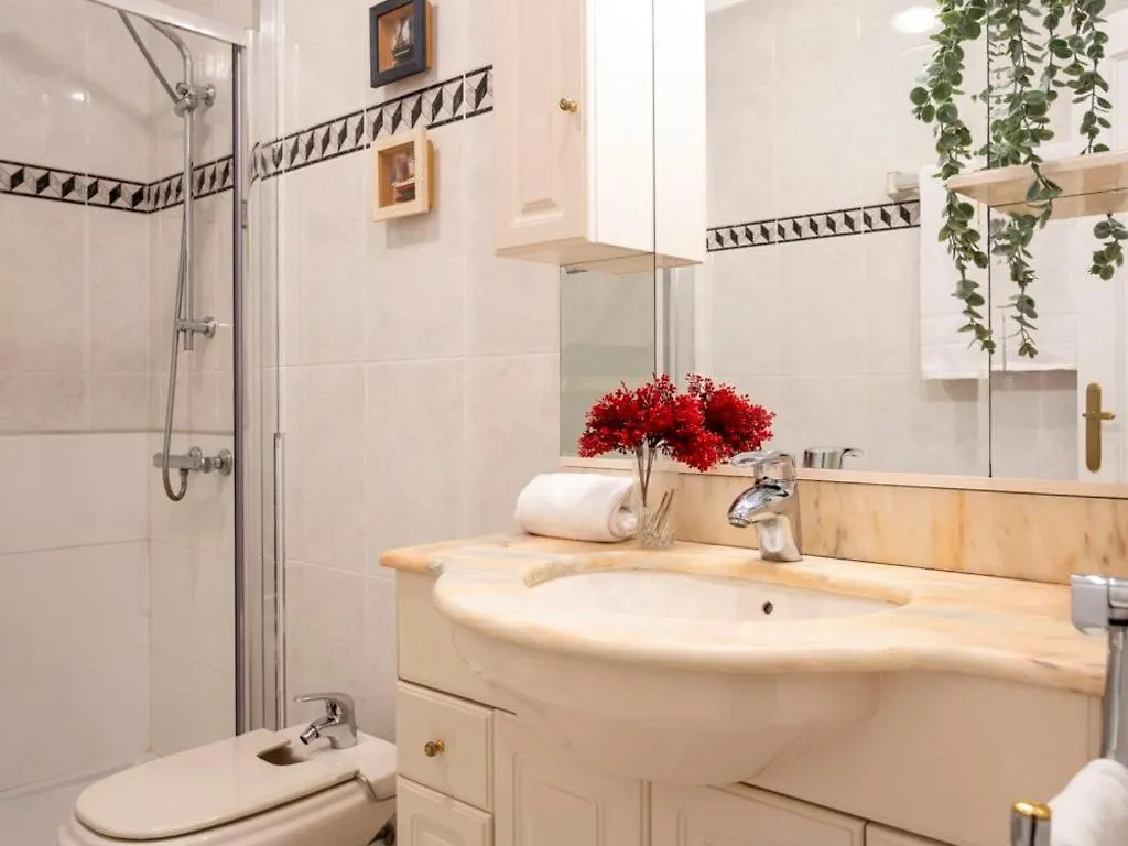 Apartamento Ideal Al Lado De La Catedral Santander Daire